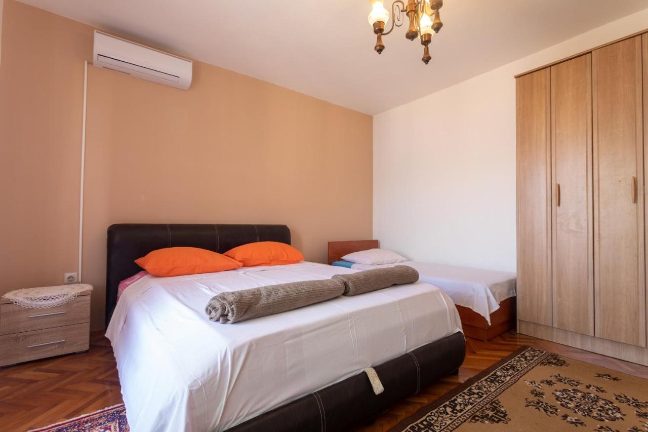 La Castagna Apartments Kotor Exterior photo